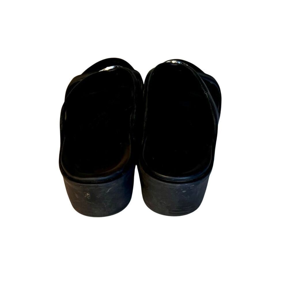 Crocs Women's Sanrah Beveled Circle Casual Slide Sandals Black Size 10 - Picture 6 of 8